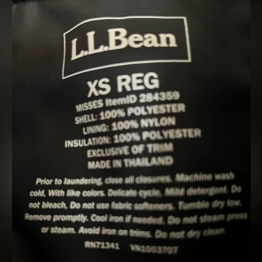 L.L. Bean - Picture 2 of 6